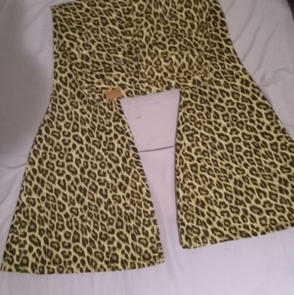 Judy Blue jeans - Picture 2 of 3